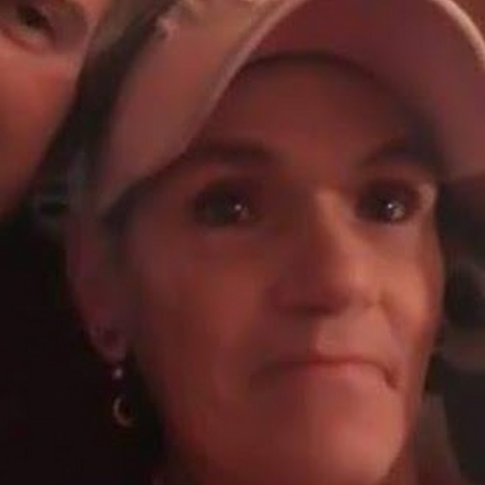 Meet your Posher, Rhonda